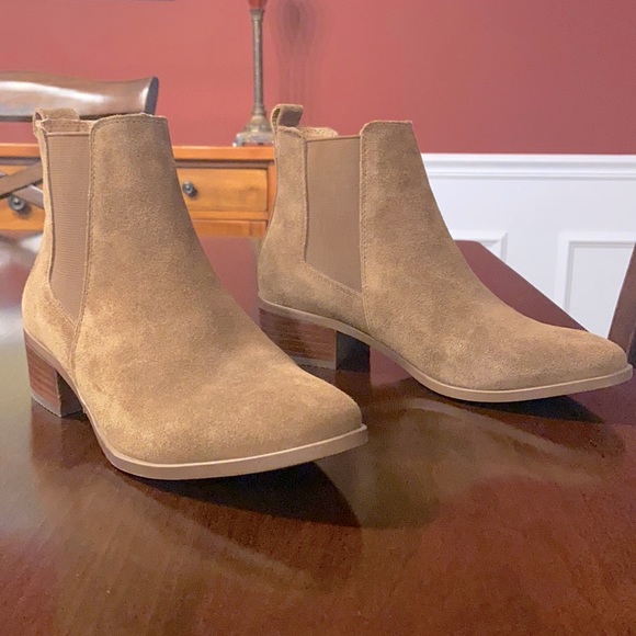 Leopold Chelsea Booties Chestnut Suede 